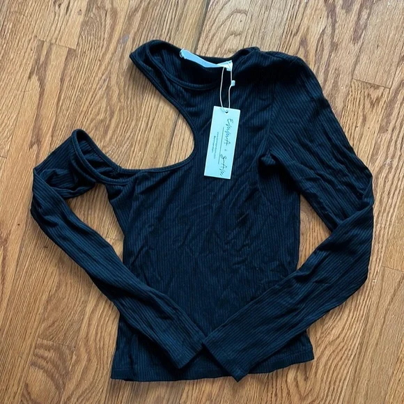 LF stores top - Picture 2 of 3